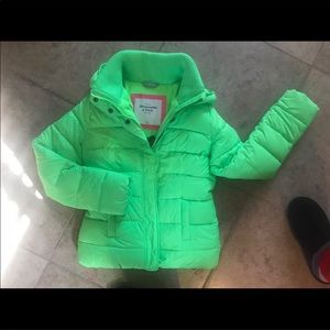 Bnwt Abercrombie green hooded puffer PRICEFirm